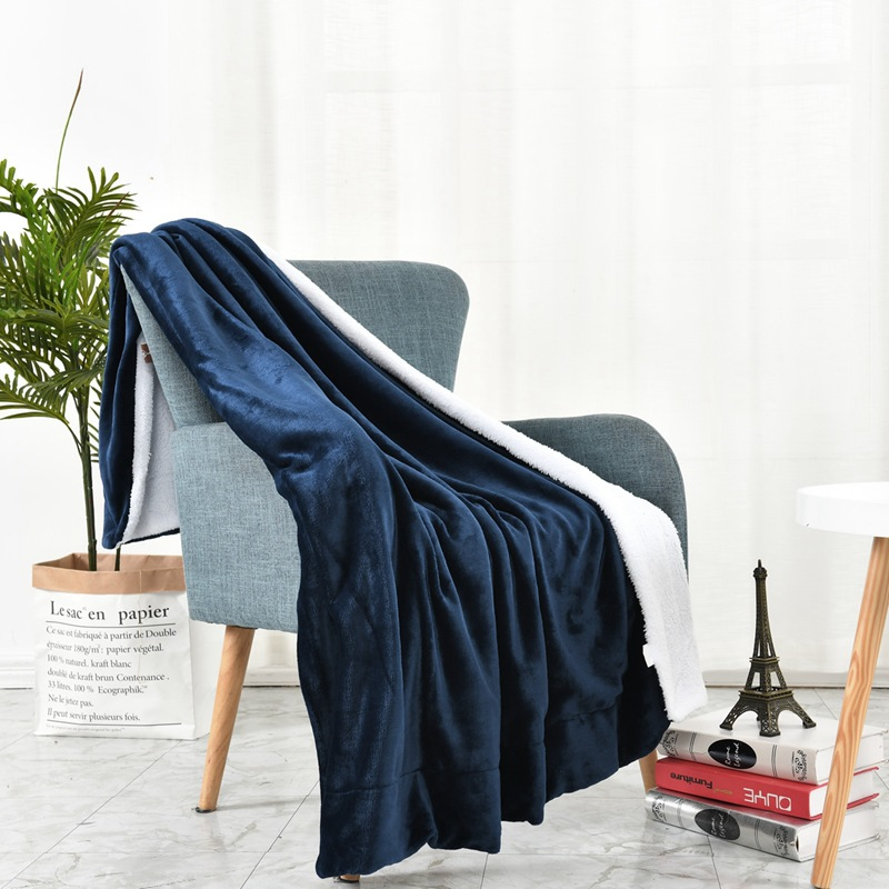 Sherpa Fleece Throw Blanket — 130 × 160 cm