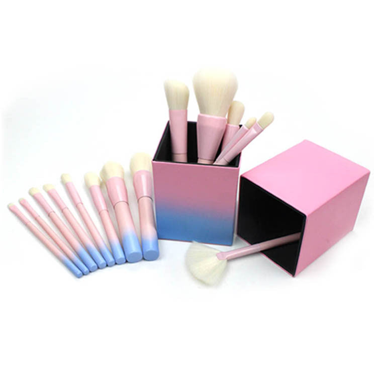 Gradient Color Makeup Brush Set - 14-Piece Collection