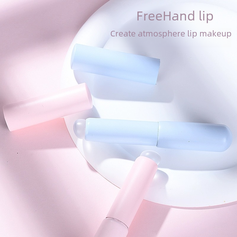 Silicone Lip Blending Brush with Cap