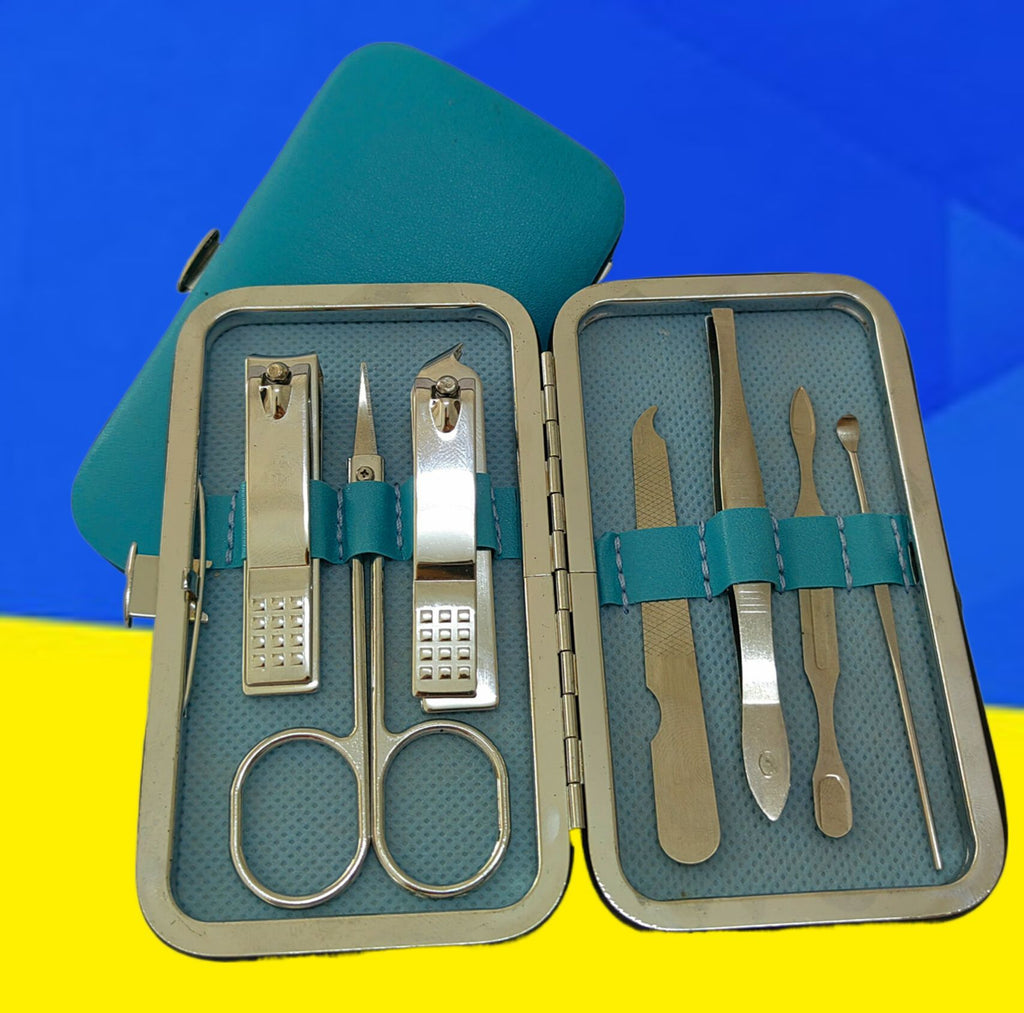 Travel Manicure Set — 7 Pieces