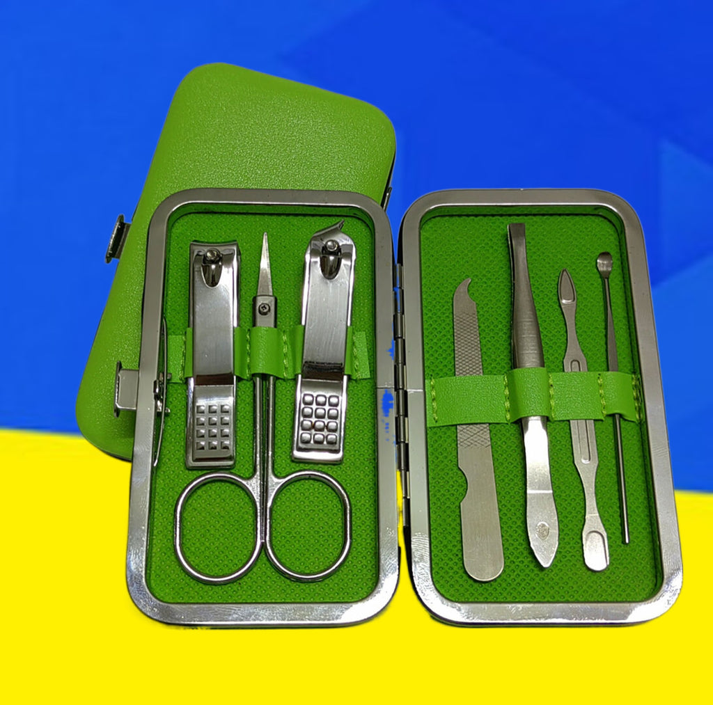 Travel Manicure Set — 7 Pieces